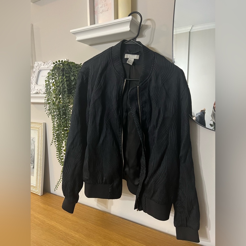 H&M Black Textured Bomber Jacket - Size 12